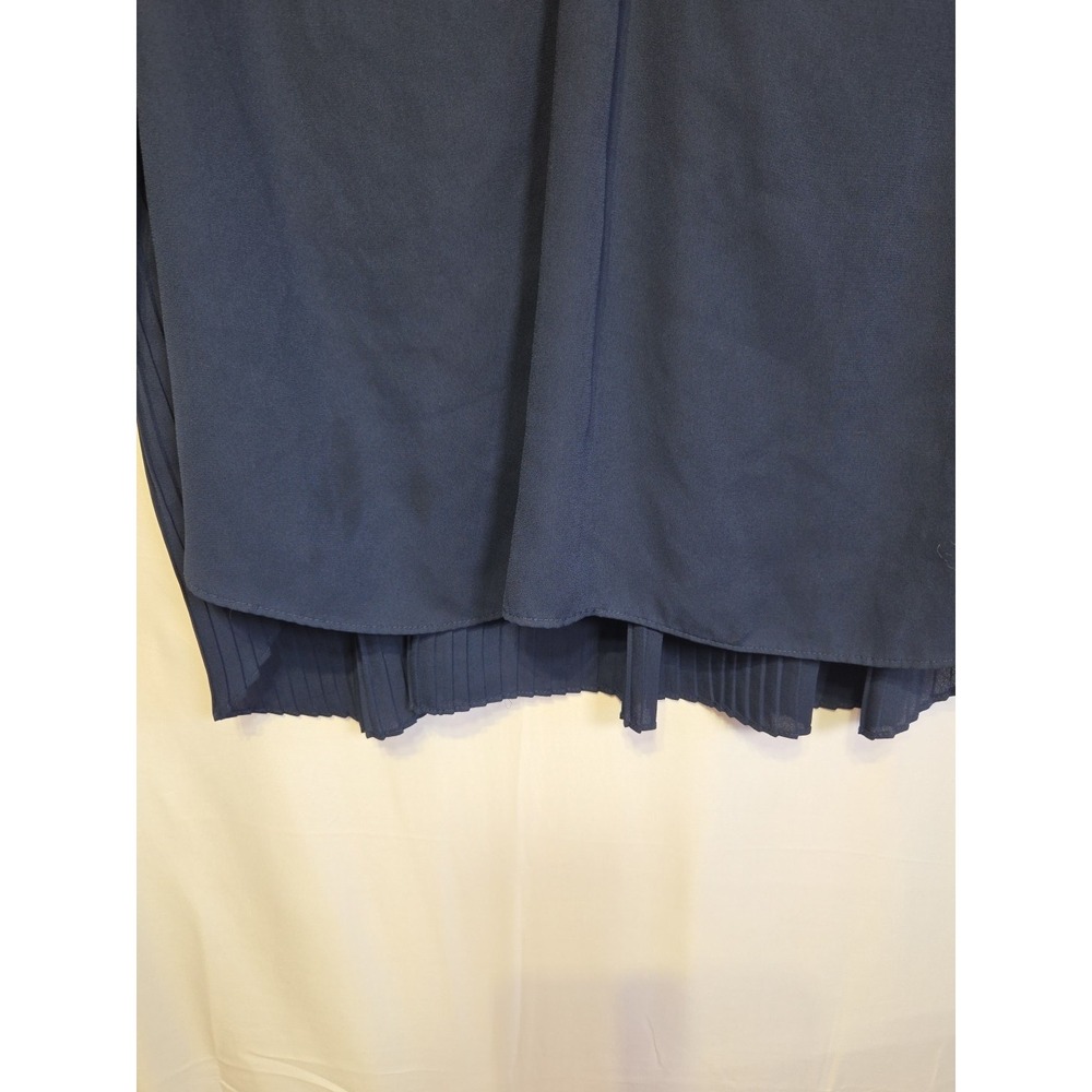 Valerie Stevens 2X Navy Blue High Low Blouse Pleated Back Roll Tab Sleeve - Picture 3 of 10
